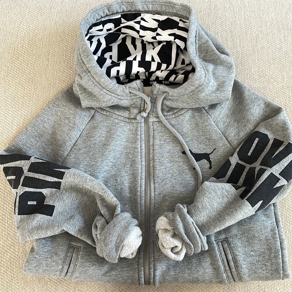 Gray zipup